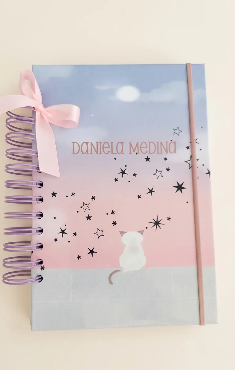 Agenda con portada personalizada e impresión de nombre